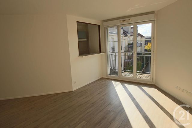 Appartement F3 à louer - 3 pièces - 66.02 m2 - TRAPPES - 78 - ILE-DE-FRANCE - Century 21 Asf Immo