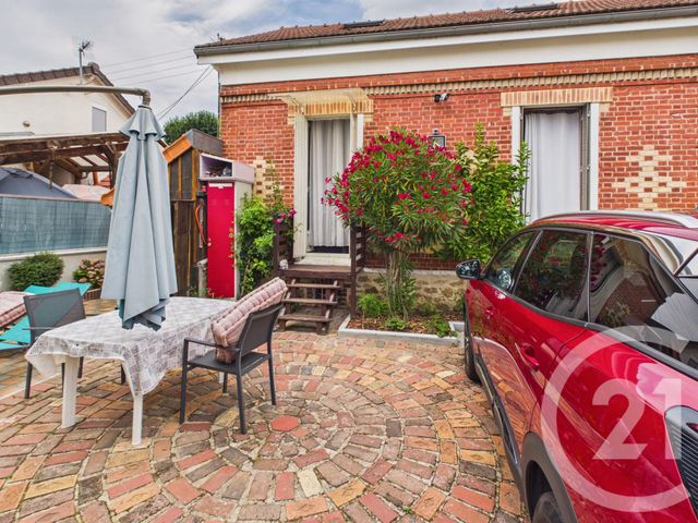 maison à vendre - 5 pièces - 121.2 m2 - TRAPPES - 78 - ILE-DE-FRANCE - Century 21 Avs Gestion