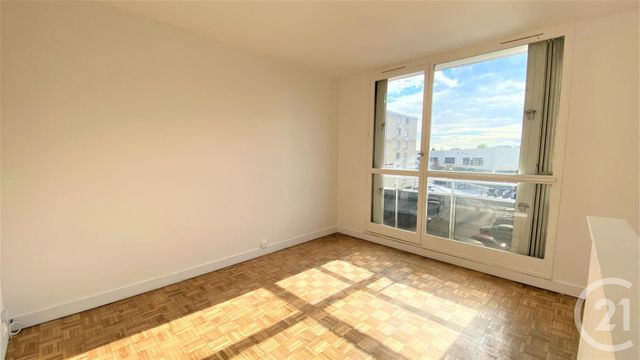 Appartement T1 à louer - 1 pièce - 28.35 m2 - FONTENAY LE FLEURY - 78 - ILE-DE-FRANCE - Century 21 Avs Gestion