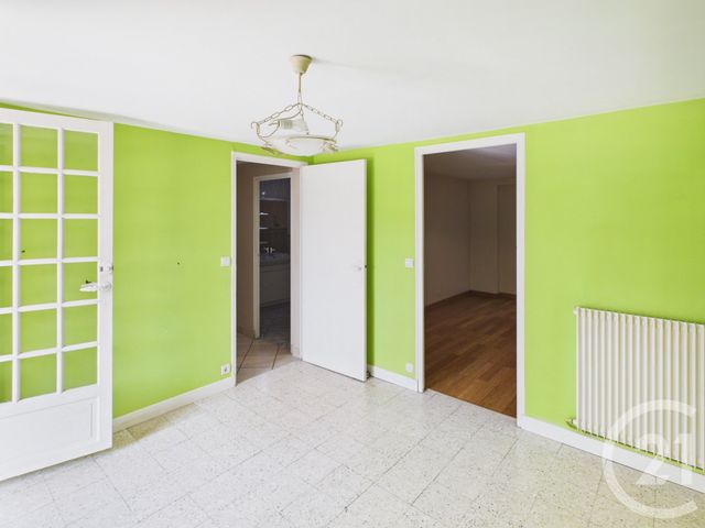 maison à vendre - 5 pièces - 274.0 m2 - TRAPPES - 78 - ILE-DE-FRANCE - Century 21 Asf Immo