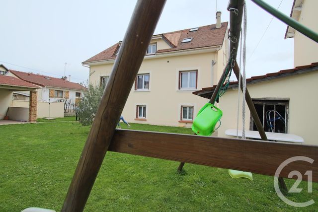 maison à vendre - 5 pièces - 274.0 m2 - TRAPPES - 78 - ILE-DE-FRANCE - Century 21 Avs Gestion