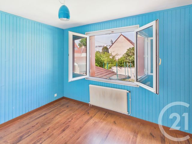 maison à vendre - 5 pièces - 274.0 m2 - TRAPPES - 78 - ILE-DE-FRANCE - Century 21 Asf Immo