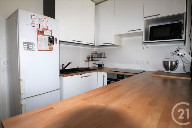 Appartement T2 à louer - 2 pièces - 44.49 m2 - TRAPPES - 78 - ILE-DE-FRANCE - Century 21 Asf Immo