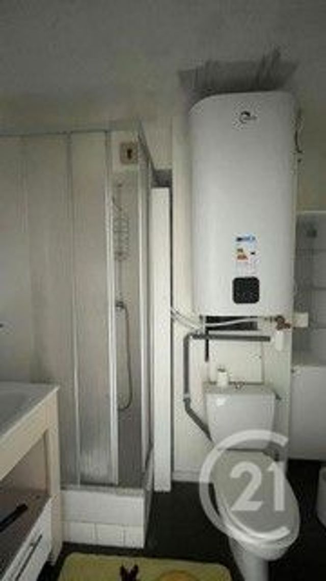 Appartement F1 à louer - 1 pièce - 18.0 m2 - GUYANCOURT - 78 - ILE-DE-FRANCE - Century 21 Asf Immo