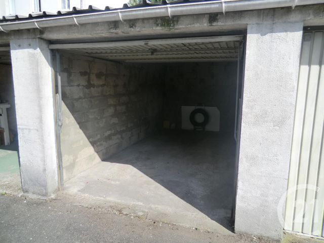 Parking à louer TRAPPES