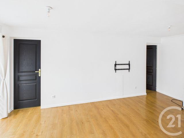 maison à louer - 2 pièces - 47.5 m2 - TRAPPES - 78 - ILE-DE-FRANCE - Century 21 Asf Immo