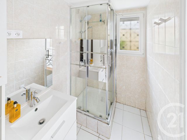 maison à louer - 2 pièces - 47.5 m2 - TRAPPES - 78 - ILE-DE-FRANCE - Century 21 Asf Immo